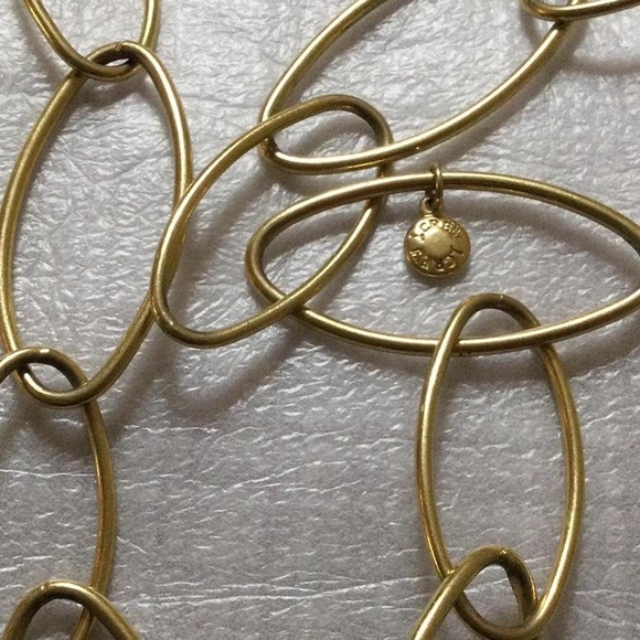 Elegant Gold Chain Necklace - Picture 2 of 2
